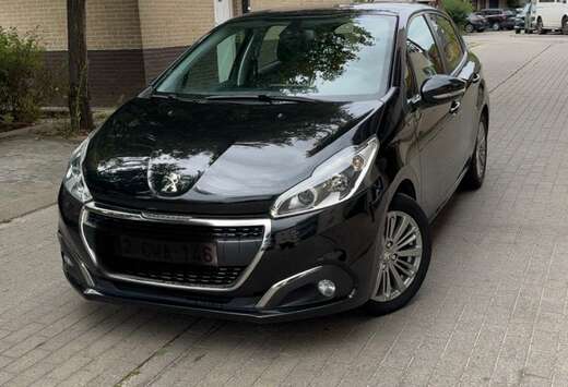 Peugeot 1.2 PureTech Signature S&S (EU6.2)