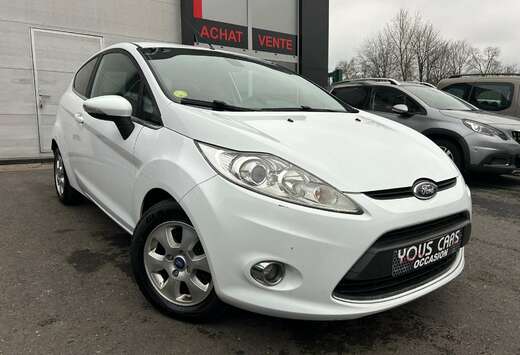 Ford 1.6 TDCi 95 FAP Titanium +