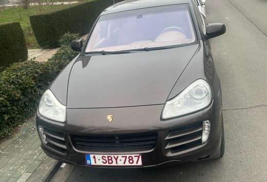 Porsche 3.6i V6 Tiptronic S