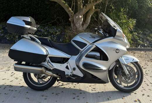Honda Pan European *29.000km* Touring @Aelbrechtmotor ...