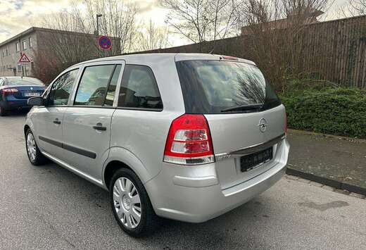 Opel Zafira 1.6i Cosmo