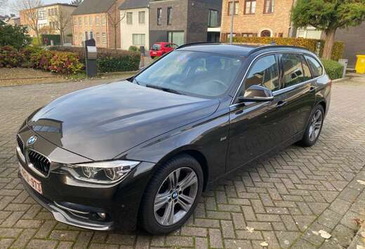 BMW 318i Touring Sport Line