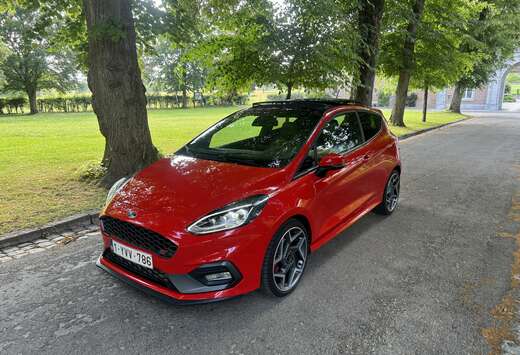 Ford ST 1.5 EcoBoost Ultimate (EU6d)