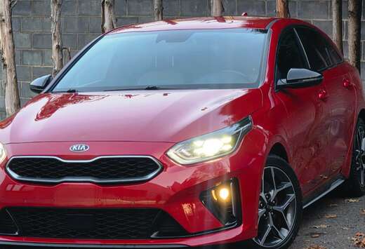 Kia ProCeed / 1.6 CRDi / GT-Line / Boite Auto / Led