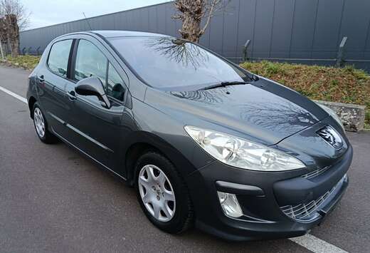 Peugeot 1.6 HDi Féline Automatique