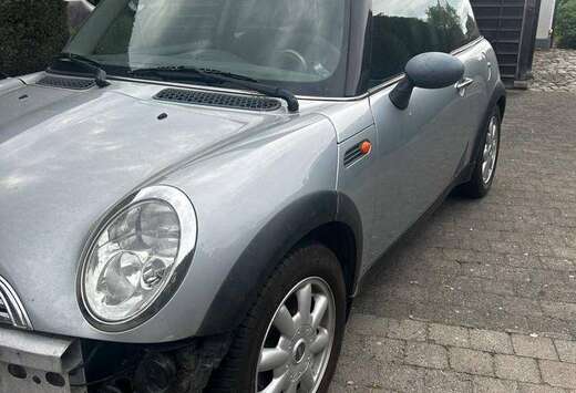 MINI Mini 1.6i 16v One