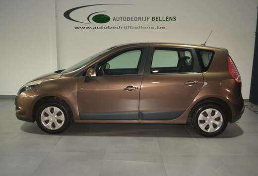 Renault Scenic 1.6 16V 110 Dynamique / NAVI