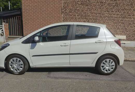 Toyota Yaris Hybrid 1.5i VVT-i Comfort and pack Style