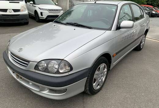 Toyota 1.6i VVT-i 16v Linea Sol