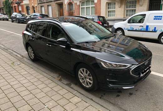 Ford 1.0i EcoBoost MHEV Connected M6 Clipper