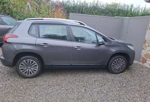 Peugeot 2008+1.2i+PureTech+Active