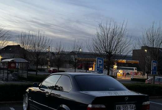 BMW 320i