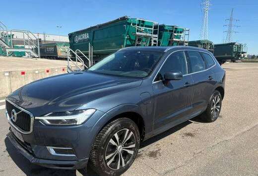 Volvo XC60 2.0 T8 PHEV AWD R-Design