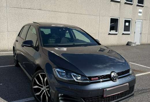 Volkswagen 7.5 Facelift/Full Led//Pano