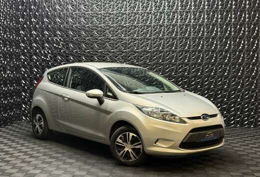Ford Fiesta 1.4i AUTOMATIQUE - AIRCO