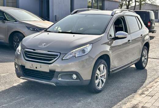 Peugeot 1.2 PureTech Style 82