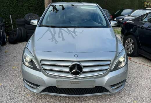 Mercedes-Benz benzine - LED DRL - PDC - 89000KM - GAR ...