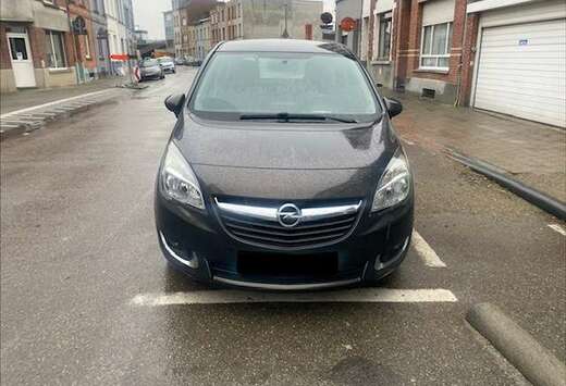 Opel Meriva 1.4i Ultimate Plus Edition