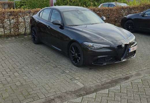 Alfa Romeo 2.2 Diesel AT8 Business