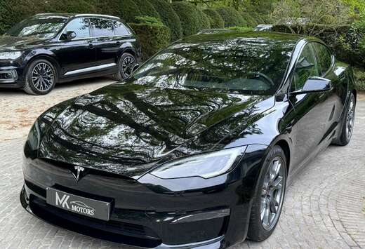 Tesla PLAID / 1020HP / full black/1 owner/ premium