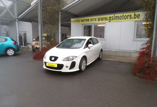 SEAT 1.6 CRTDi 105cv blanc 01/12 3950€ prix marchan ...