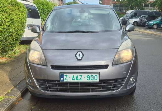 Renault 1.5L DIESEL. AUTOMAAT. 7-PLATS. 2950 EURO