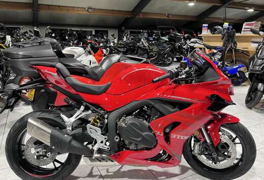 SRK 800 RR