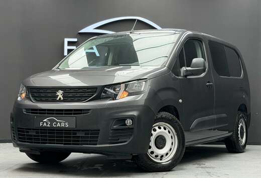 Peugeot * Réservé *