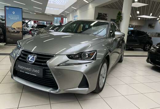 Lexus 2.5i Business Edition E-CVT