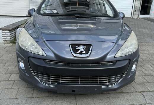 Peugeot 1.6i Premium Pack