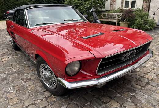 Ford v8 Handgeschakeld Cabrio