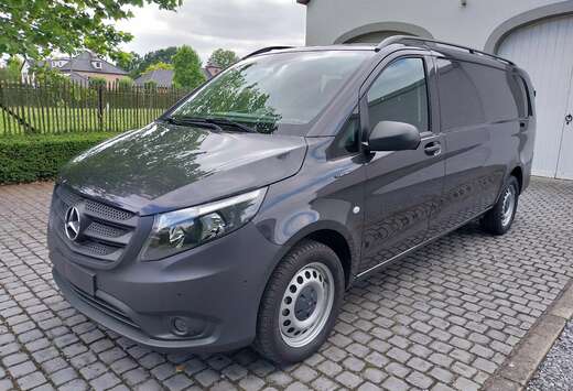 Mercedes-Benz VITO e-VITO 111 66 KWH Lang chassis