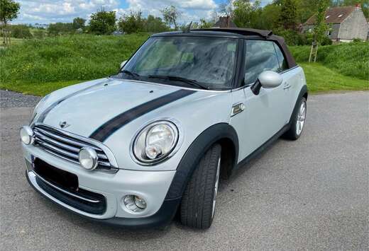 MINI Mini Cabriolet 1.6i Cooper