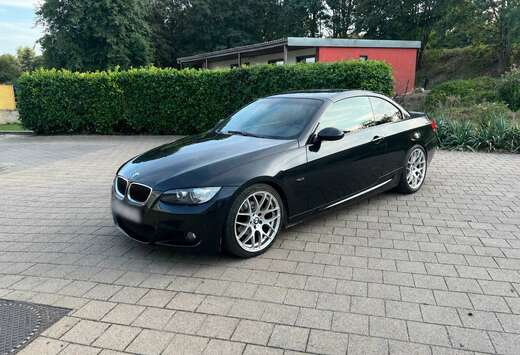 BMW BMW 320i E93 Cabrio Automaat – M-pakket