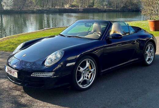 Porsche 911 Carrera 4 Cabriolet 3.6i