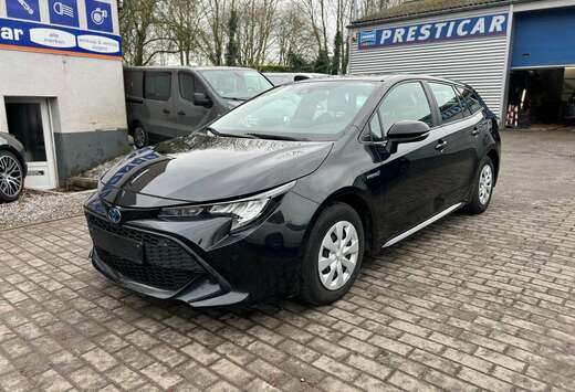 Toyota OURING SPORTS 1.8 Hybrid Plus 122PK e-CVT *