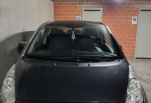 Kia Venga 1.4i Lounge