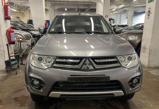 Mitsubishi 2.5 Turbo DI-D 4WD Intense