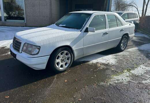 Mercedes-Benz W124