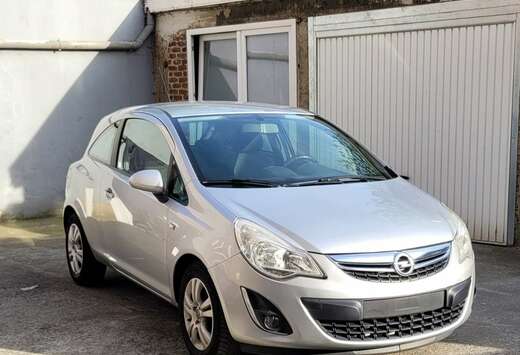 Opel 1.2i Ultimate Edition