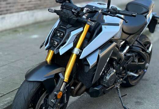 Suzuki