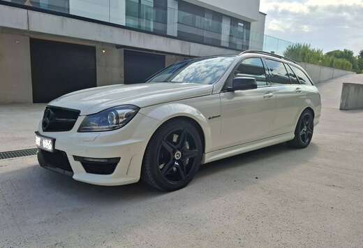 Mercedes-Benz 6.2 V8 - Facelift model - 2011 - Lichte ...