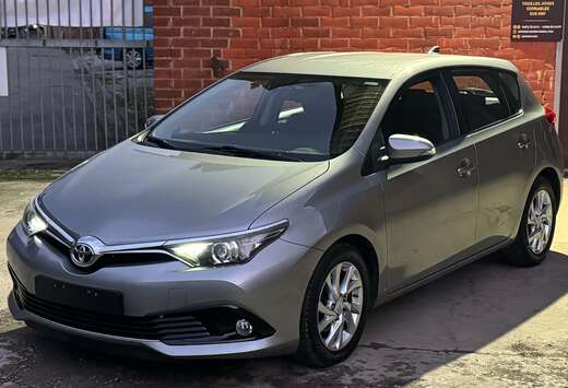 Toyota 1.6 D-4D EURO-6b Prête à immatriculer