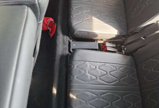 Peugeot 5008 1.6 PureTech GT Line (EU6.2)