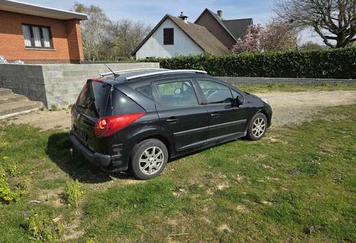 Peugeot SW 1.4i 16v Trendy