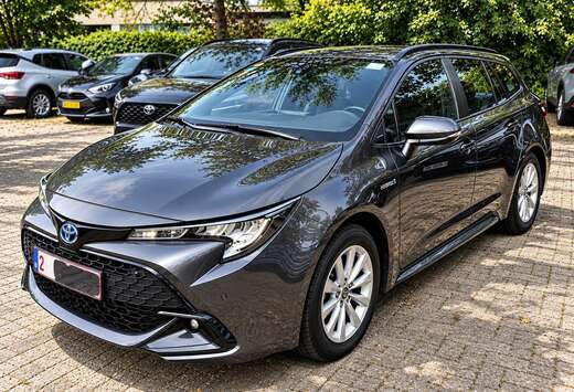 Toyota Corolla TS Hybrid 1.8 Premium e-CVT GPF Premiu ...