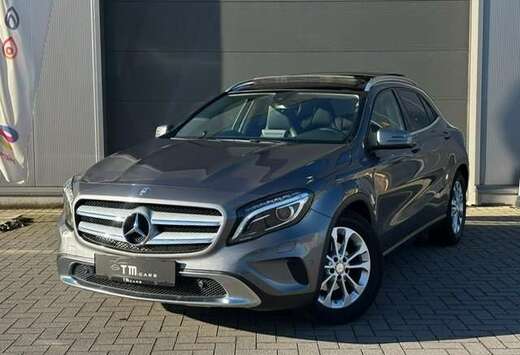 Mercedes-Benz GLA 180 PANORAMISCH DAK