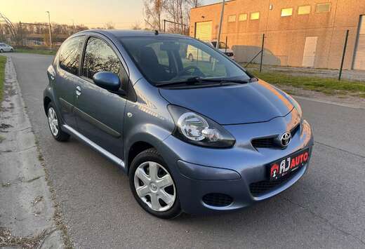 Toyota 1.0i VVT-i Plus