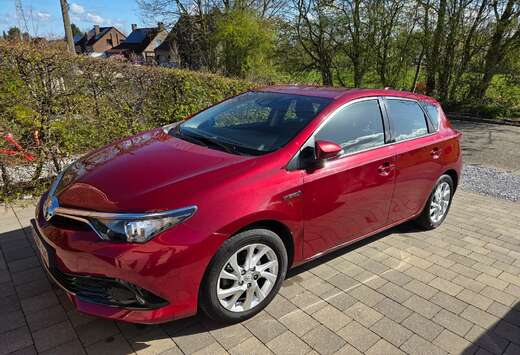 Toyota Auris HEV 1.8i HSD Comfort E-CVT