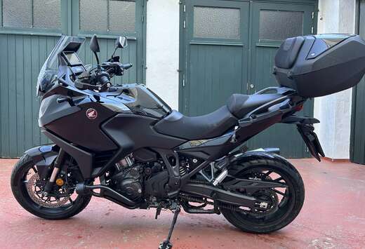 Honda DCT - Full Option Travel Pack